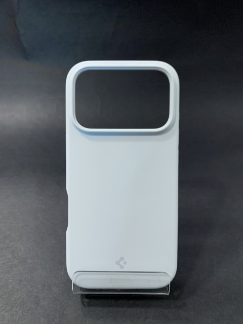Spigen Silicone Fit Кейс за iPhone 17 Pro