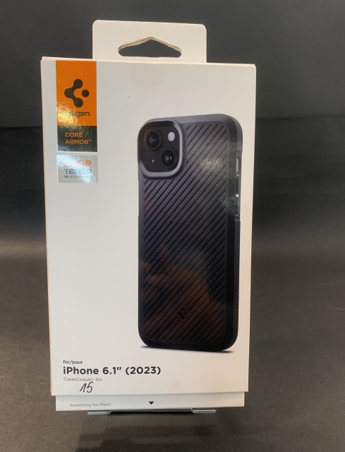 Spigen Core Armor за iPhone 15